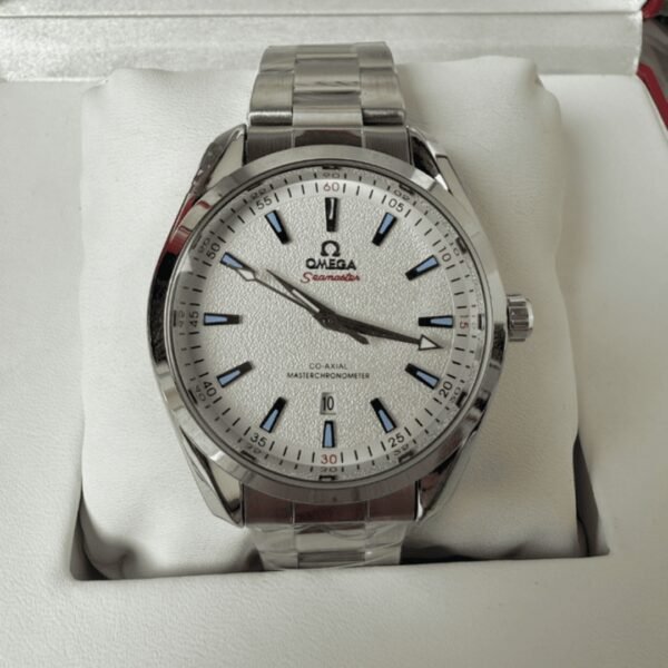omega montre Seamaster Aqua Terra 150M